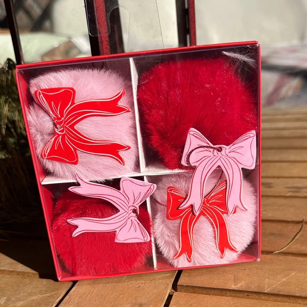 Set of four Pom Pom with bow tag gift toppers